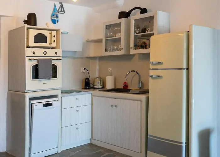 House * Китнос