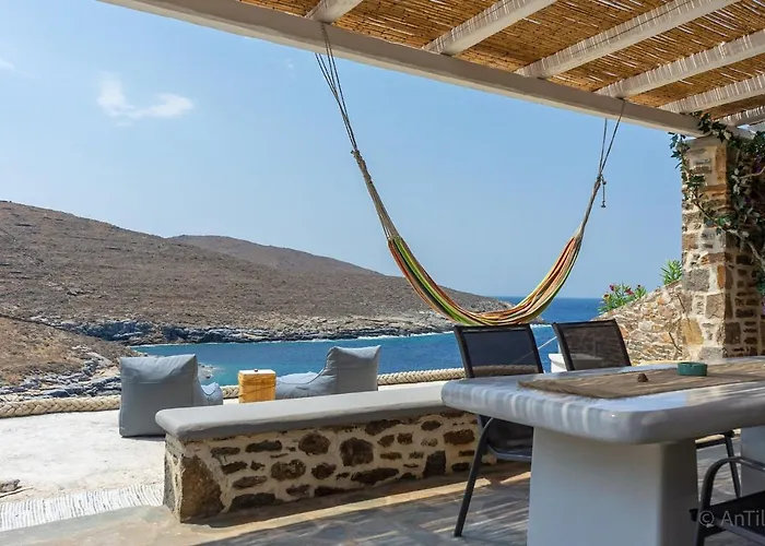 Дом отдыха House