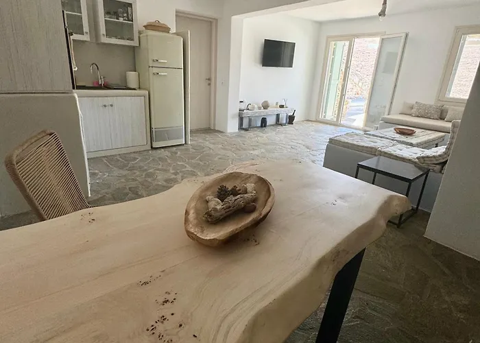 Дом отдыха House